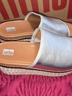 Fitflop Metallic Silver Platform Slide Sandals for Women